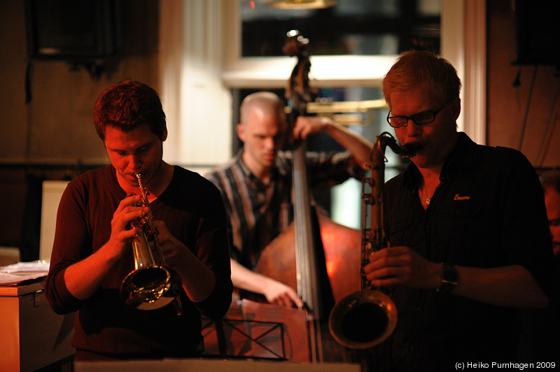 Magnus Dölerud Quartet feat. Mads la Cour @ Glenn Miller Café, Stockholm 2009-05-14 - dsc_3100.jpg - Photo: Heiko Purnhagen 2009