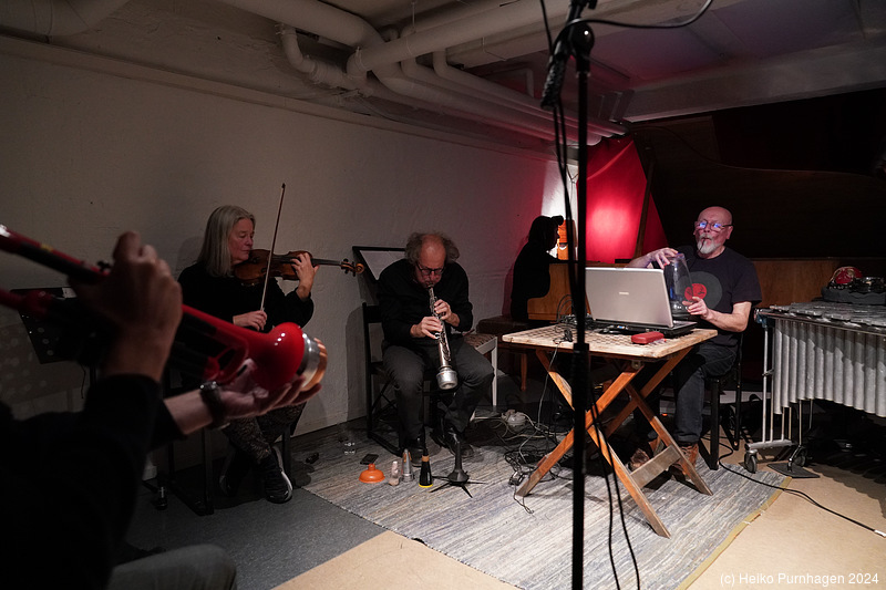 Paul Vogel & Company @ Khimaira, Stockholm 2024-11-19 - dscv5972.jpg - Photo: Heiko Purnhagen 2024