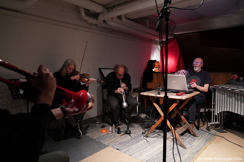 Paul Vogel & Company @ Khimaira, Stockholm 2024-11-19 - dscv5975.jpg - Photo: Heiko Purnhagen 2024