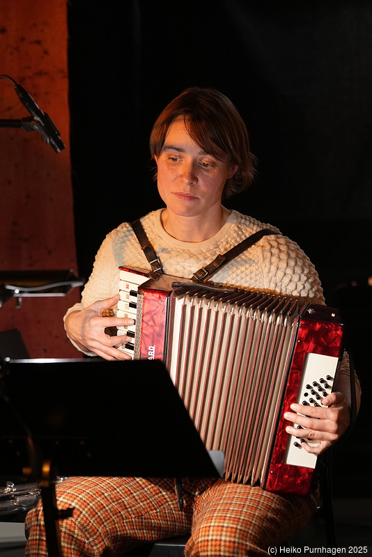 Sara Möller Trio @ Sångbolaget, Stockholm 2025-11-14 - dscu2771.jpg - Photo: Heiko Purnhagen 2025