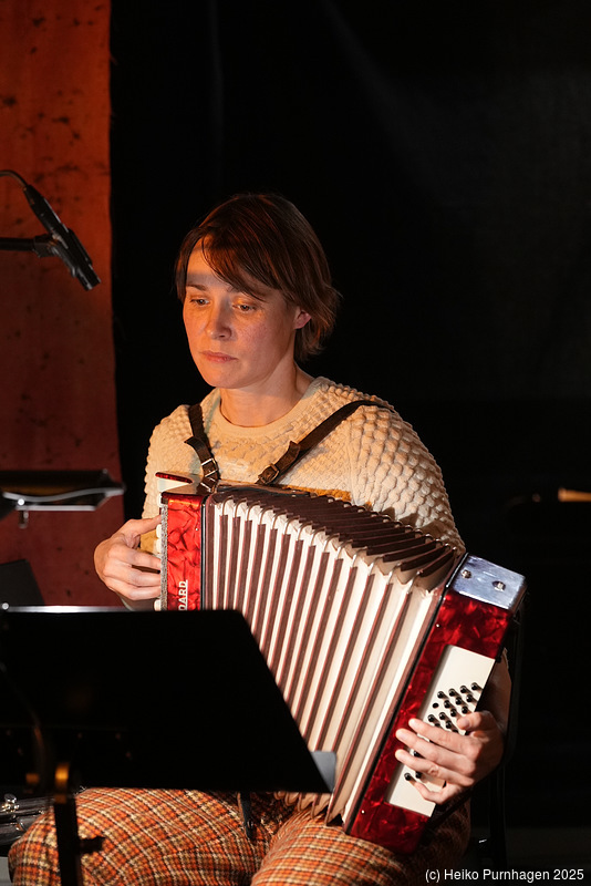 Sara Möller Trio @ Sångbolaget, Stockholm 2025-11-14 - dscu2778.jpg - Photo: Heiko Purnhagen 2025